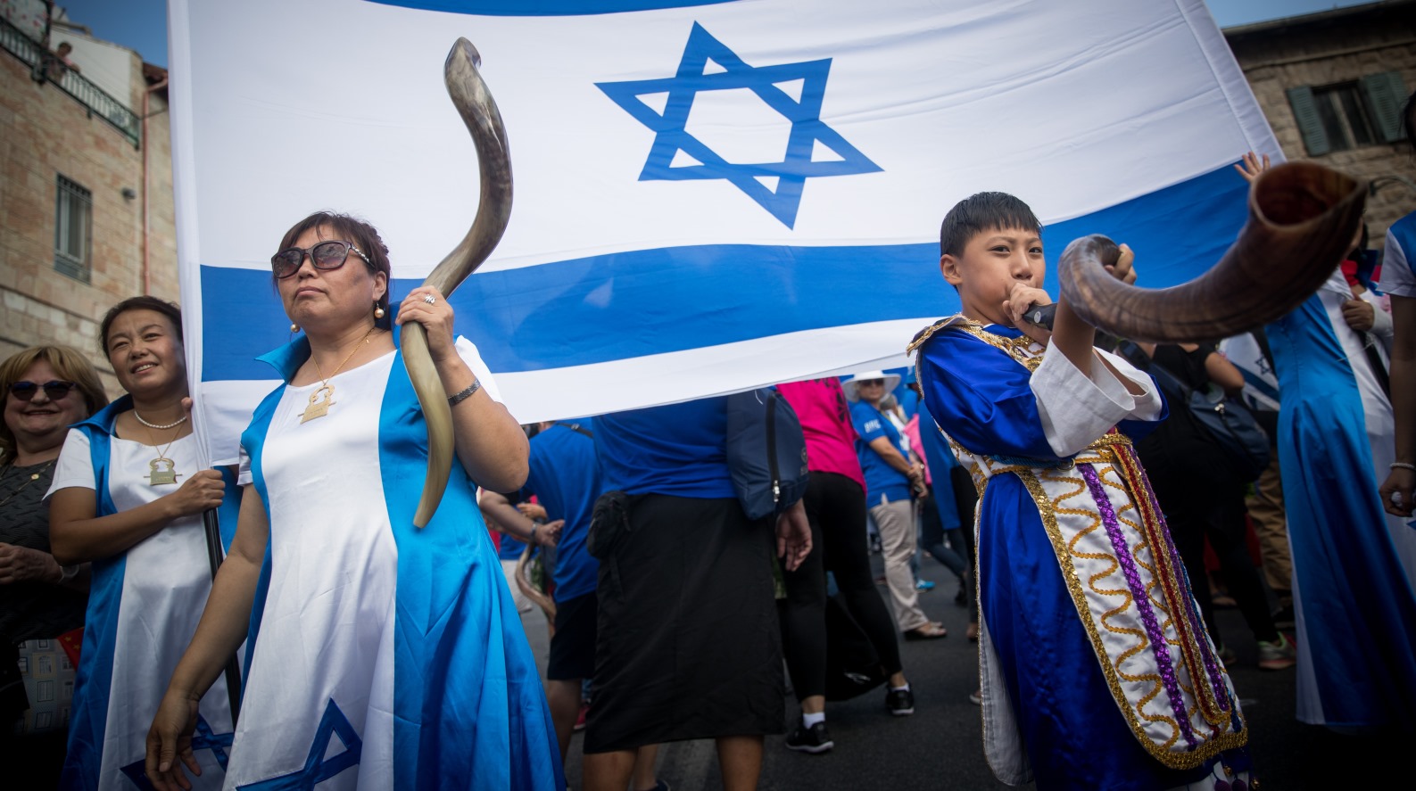 5,000 tín hữu đến Jerusalem...