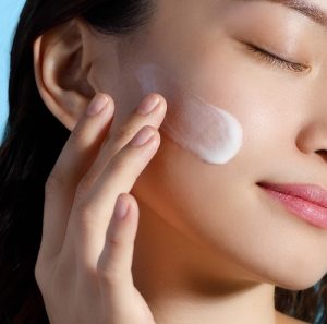 Nguyên nhân gây mụn có thể do chế độ ăn uống