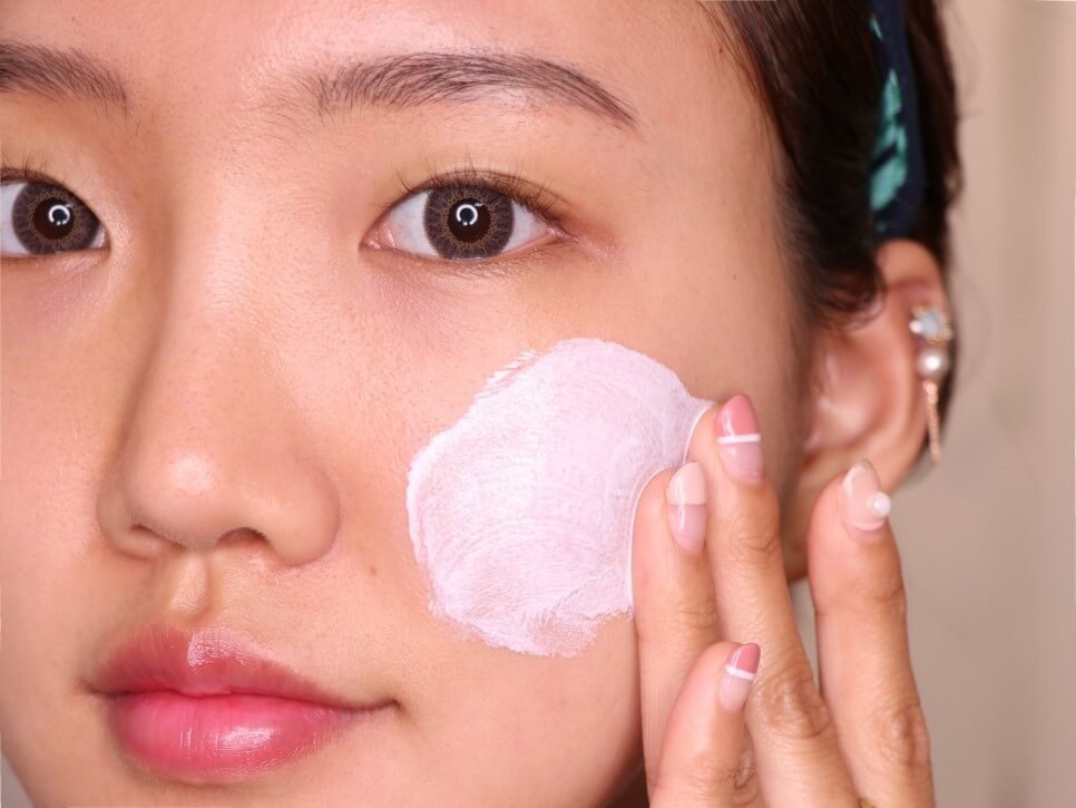 10 Kem chống nắng nâng tone da che khuyết điểm siêu mịn mượt