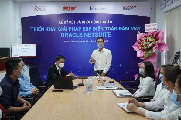 Ông Trần Văn Long, CEO công ty Đất Hợp chia sẻ tại lễ ký kết