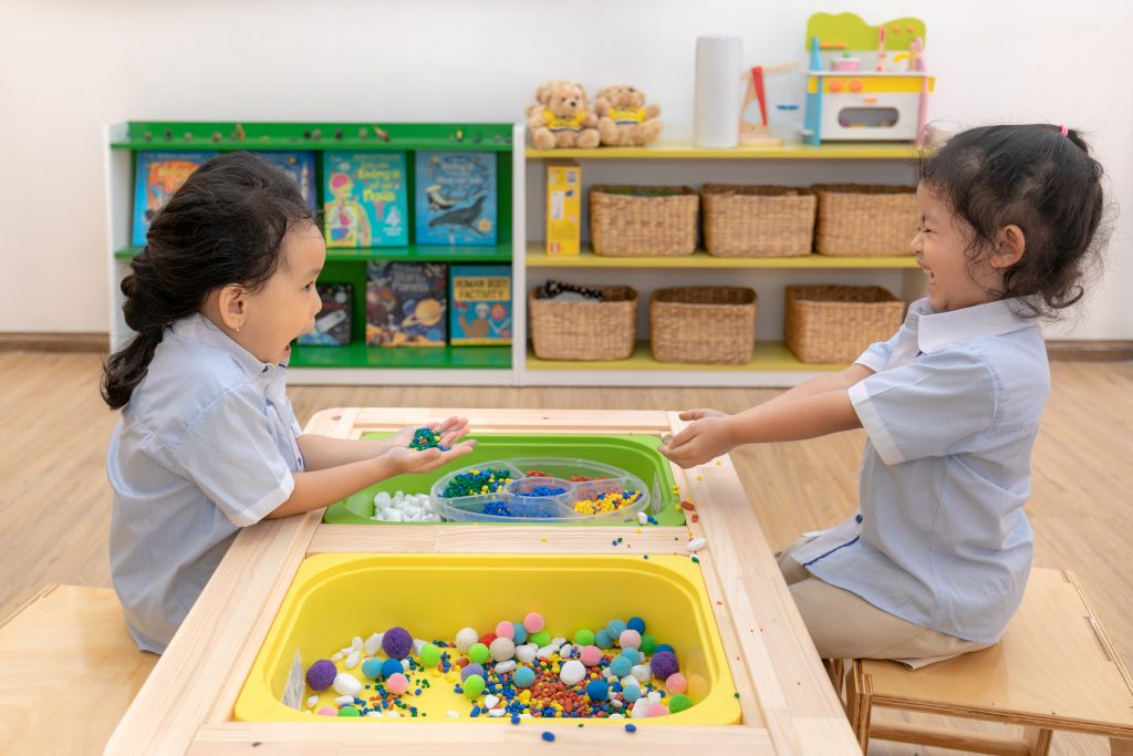 Phòng học tại Hooray