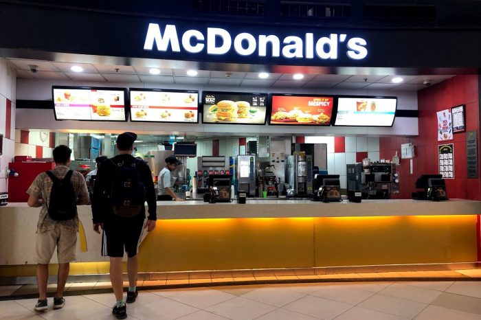 "Chúa đã dùng tôi ở cửa hàng McDonald's"