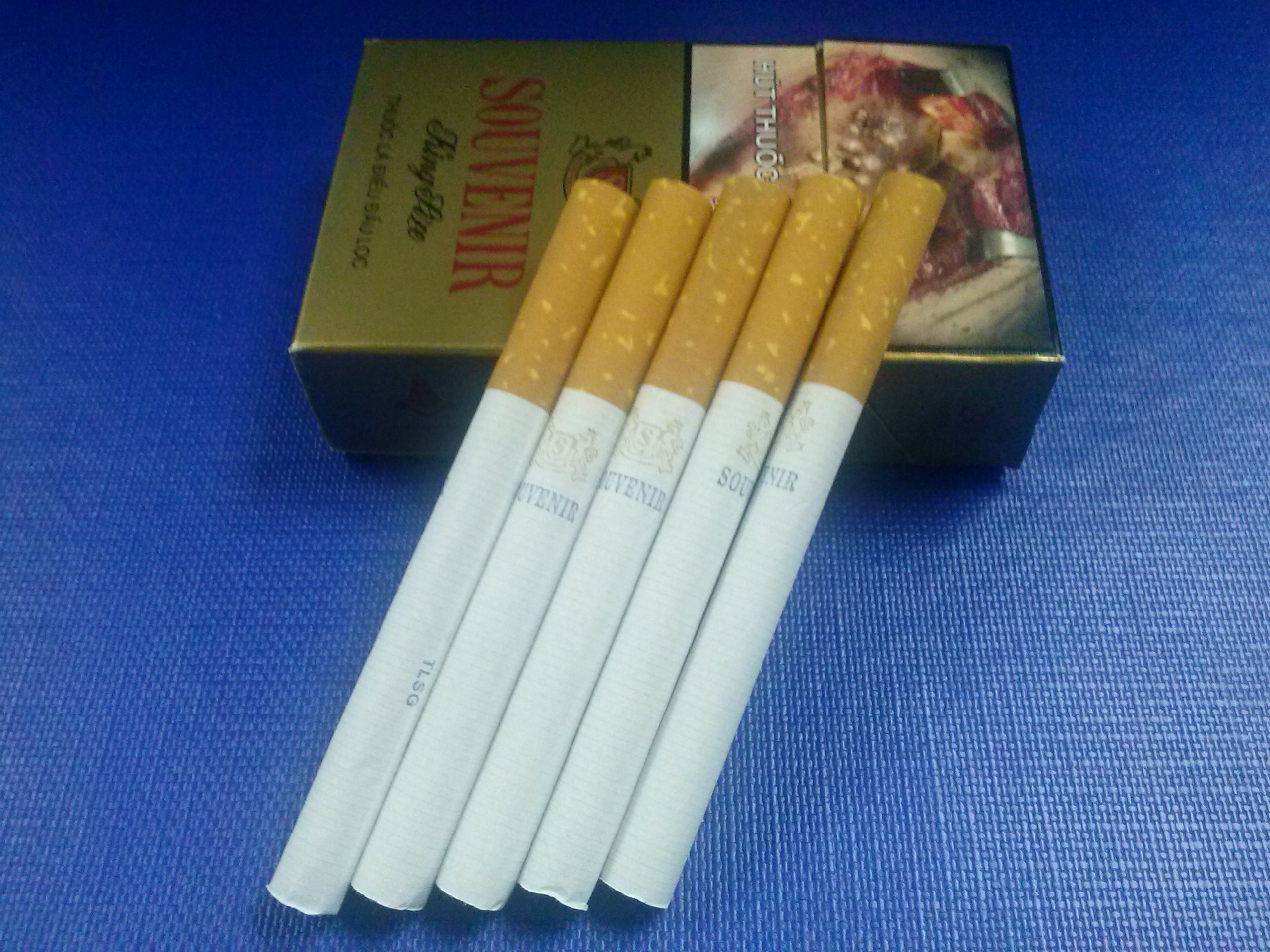 Souvenir King Size Filter Cigarettes