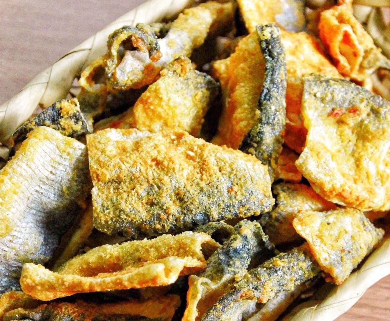 Salted Egg Fish Skin Snack- Fried Fish Skin – Vietnam Fish Skin Snack – Crispy Fish skin