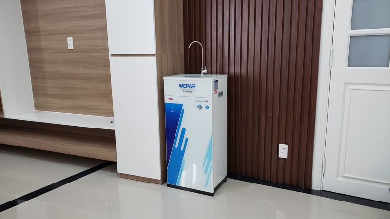 5-cach-xu-ly-nuoc-gieng-khoan-bi-vang-duc-hoi-tanh