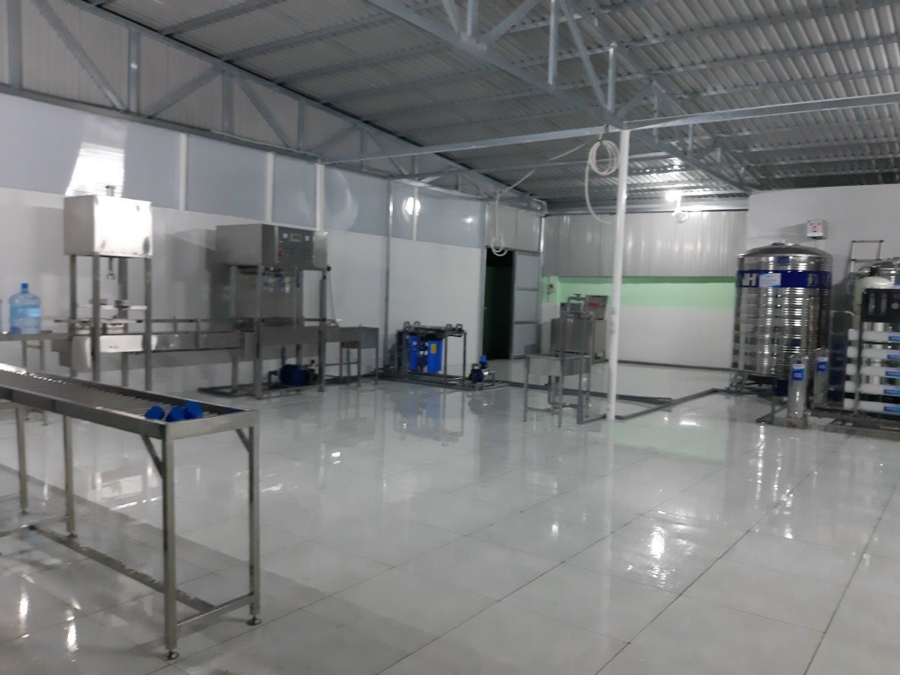 kinh-doanh-nuoc-uong-dong-binh-20l-tot