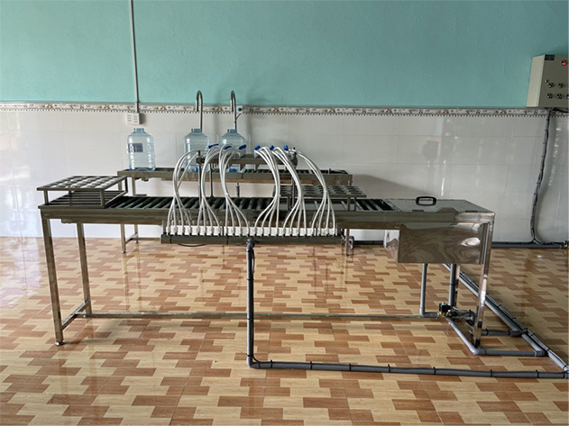 dây chuyền chiết rót đóng nắp chai dây chuyền chiết rót đóng nắp chai